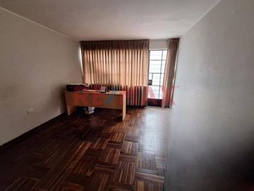 VENTA DE CASA EN PALAO - SAN MARTIN DE PORRES