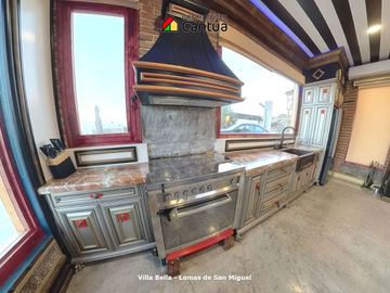 Casa en venta | Estilo Le Corbusier con vista al mar | Lomas de San Miguel, Ensenada