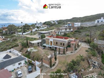 Casa en venta | Estilo Le Corbusier con vista al mar | Lomas de San Miguel, Ensenada