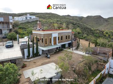 Casa en venta | Estilo Le Corbusier con vista al mar | Lomas de San Miguel, Ensenada