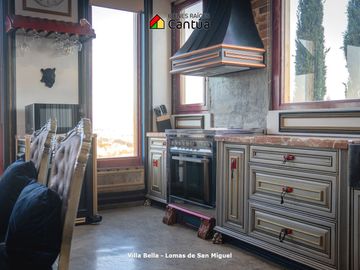 Casa en venta | Estilo Le Corbusier con vista al mar | Lomas de San Miguel, Ensenada
