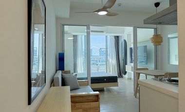 AZURE170XB: For Rent Fully Furnished 1BR with Balcony in Azure Urban Resort Residences