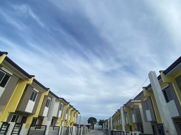 Townhouse For Sale In PacificTown Naic Cavite With Car Garage Fence & Gate.
