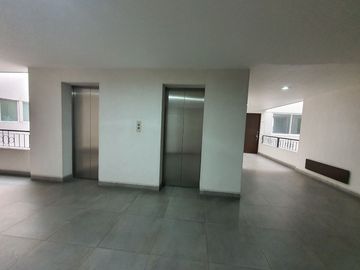 DEPARTAMENTO EN VENTA LOMAS ANAHUAC 2 O 3 REC, 3 BAÑOS, 3 ESTACIONAMIENTOS CON AMENIDADES!!!