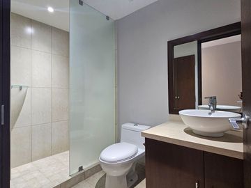 DEPARTAMENTO EN VENTA LOMAS ANAHUAC 2 O 3 REC, 3 BAÑOS, 3 ESTACIONAMIENTOS CON AMENIDADES!!!