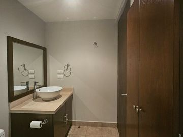 DEPARTAMENTO EN VENTA LOMAS ANAHUAC 2 O 3 REC, 3 BAÑOS, 3 ESTACIONAMIENTOS CON AMENIDADES!!!