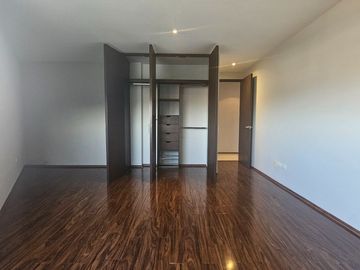 DEPARTAMENTO EN VENTA LOMAS ANAHUAC 2 O 3 REC, 3 BAÑOS, 3 ESTACIONAMIENTOS CON AMENIDADES!!!