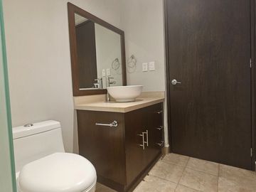 DEPARTAMENTO EN VENTA LOMAS ANAHUAC 2 O 3 REC, 3 BAÑOS, 3 ESTACIONAMIENTOS CON AMENIDADES!!!