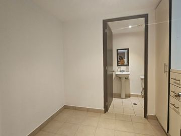 DEPARTAMENTO EN VENTA LOMAS ANAHUAC 2 O 3 REC, 3 BAÑOS, 3 ESTACIONAMIENTOS CON AMENIDADES!!!