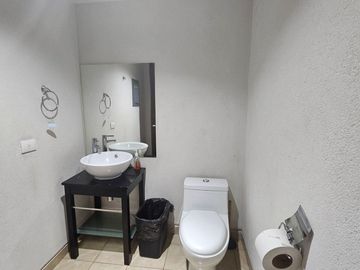 DEPARTAMENTO EN VENTA LOMAS ANAHUAC 2 O 3 REC, 3 BAÑOS, 3 ESTACIONAMIENTOS CON AMENIDADES!!!
