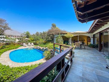 Venta De Casa En Urb Las Lagunas-La Molina