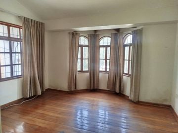 VENTA CASA URB. LOS GIRASOLES DE HUAMPANI CHACLACAYO 200 M2 $265 000