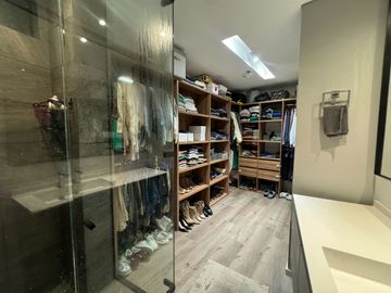 Venta Apto alto Palmas moderno