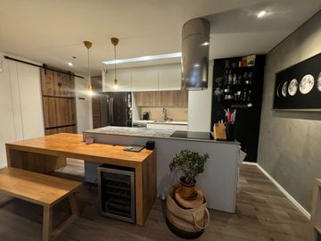 Venta Apto alto Palmas moderno