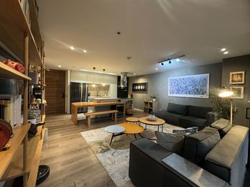 Venta Apto alto Palmas moderno