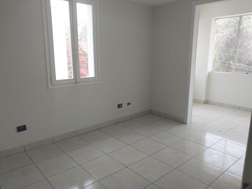 VENTA CASA CHACLACAYO GIRASOLES 200 M2 $240,000