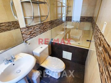 EN VENTA DE DEPARTAMENTO CERCA AL JOCKEY PLAZA EN ATE