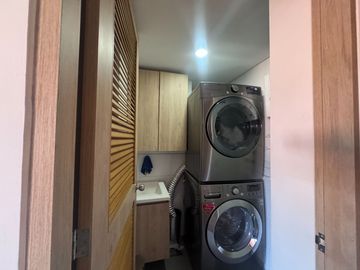 Venta Apto Laureles con Aire acondicionado