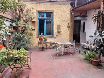 Se vende casa en Santiago Concha.