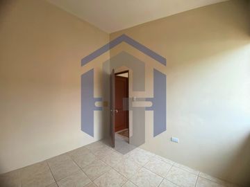 Casa de 2 plantas en venta - Mucho Lote 1, Guayaquil, Ecuador
