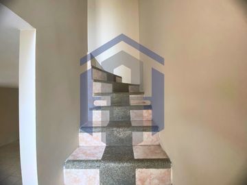 Casa de 2 plantas en venta - Mucho Lote 1, Guayaquil, Ecuador