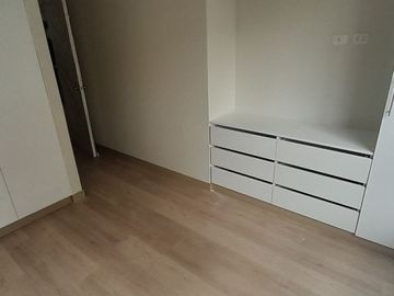 VENTA DE DEPARTAMENTO DE 1 DORMITORIO, ESTRENO, CERCA AL CRICKET, MAGDALENA