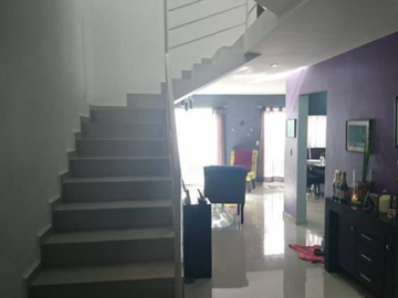 VENTA DE CASA A PRECIO DE REMATE EN RESIDENCIAL LAS MARGARITAS, STA. CATARINA, NUEVO LEON