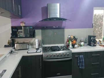 VENTA DE CASA A PRECIO DE REMATE EN RESIDENCIAL LAS MARGARITAS, STA. CATARINA, NUEVO LEON