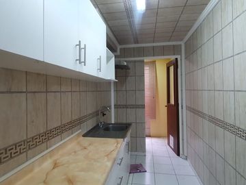 Se vende departamento en las Golondrinas, las Rosas Maipú