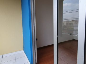 Se vende departamento en las Golondrinas, las Rosas Maipú