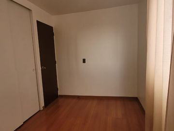 Se vende departamento en las Golondrinas, las Rosas Maipú