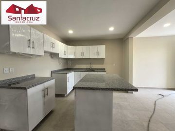 HERMOSA CASA DE 2 NIVELES EN VENTA ZONA: SANTA CRUZ TLAXCALA ‼️🌼