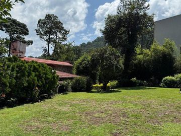 CASA EN AVANDARO