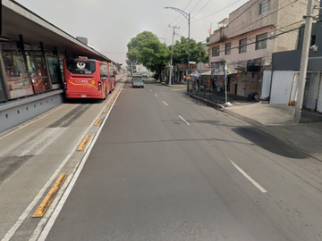 Casa en plaza Cantaritos Iztapalapa CDMX