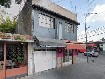 Casa en plaza Cantaritos Iztapalapa CDMX