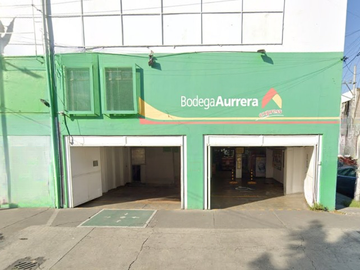 Casa en plaza Cantaritos Iztapalapa CDMX