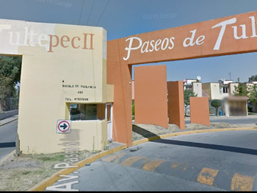 CASA ADJUDICADA AV PASEO DE  LAS PALOMAS 58 LT 18 MZ1, FRACC PASEOS DE TULTEPEC II .$743,200