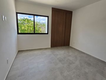 CASA RESIDENCIAL EN BOSQUES DE CONKAL