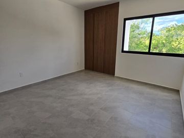 CASA RESIDENCIAL EN BOSQUES DE CONKAL
