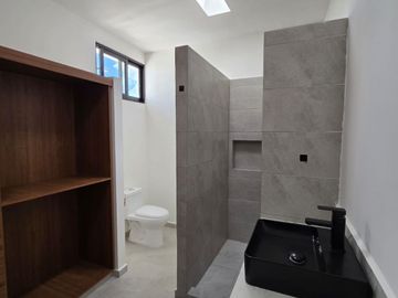 CASA RESIDENCIAL EN BOSQUES DE CONKAL
