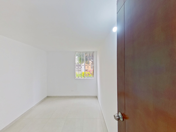 ¡ En venta apartamento en primer piso, remodelado y cómodo en Ciudad Verde! 🏡🔑