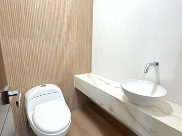 SURCO,  VALLE HERMOSO - DEPARTAMENTO DE ESTRENO