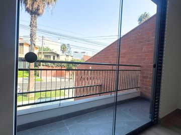 SURCO,  VALLE HERMOSO - DEPARTAMENTO DE ESTRENO