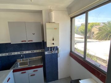 Solido departamento barrio Yungay.