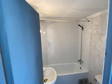 Solido departamento barrio Yungay.