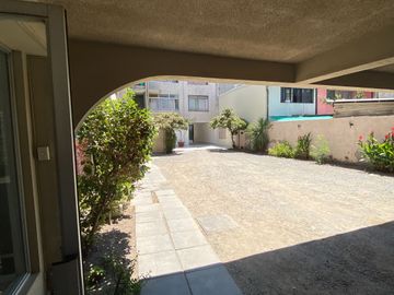 Solido departamento barrio Yungay.