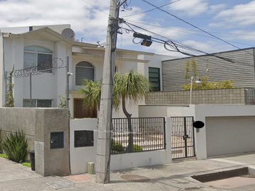 Casa en Venta en Jardines de Chapultepec Tijuana Baja California, Casa en Remate