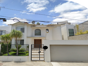 Casa en Venta en Jardines de Chapultepec Tijuana Baja California, Casa en Remate