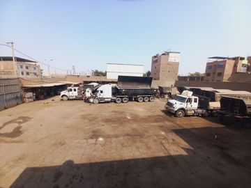VENDO LOCAL COMERCIAL DE 2005 M2 EN AV. LOS CASCANUECES - SANTA ANITA-LIMA