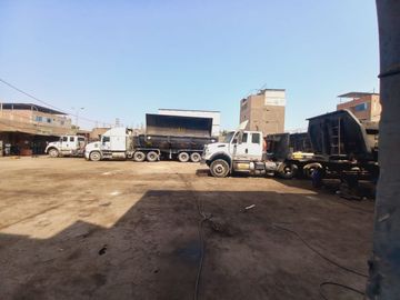 VENDO LOCAL COMERCIAL DE 2005 M2 EN AV. LOS CASCANUECES - SANTA ANITA-LIMA
